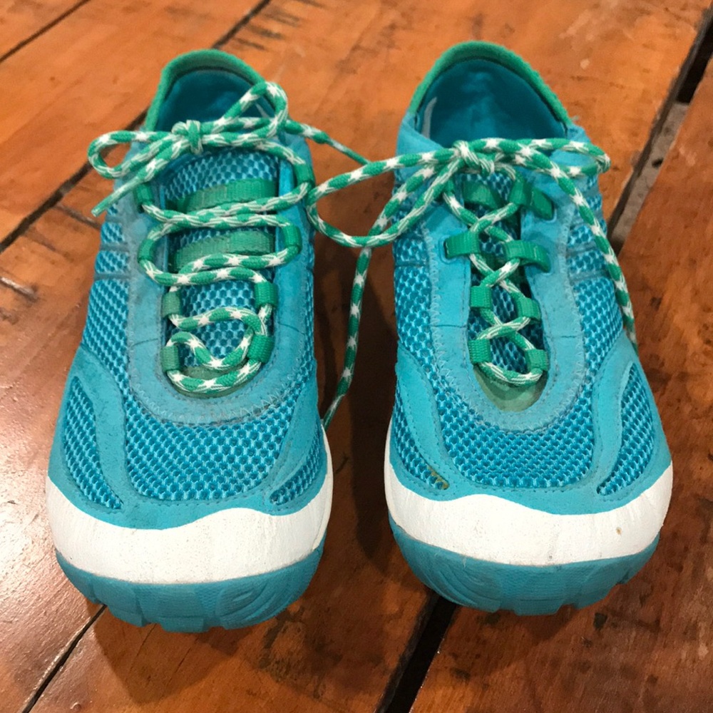 Woman’s Merrell Barefoot running shoes